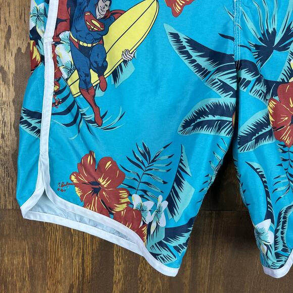 Superman Mens Shorts Swim Trunks Blue Multicolor Superhero Floral Lined Small - Picture 4 of 15